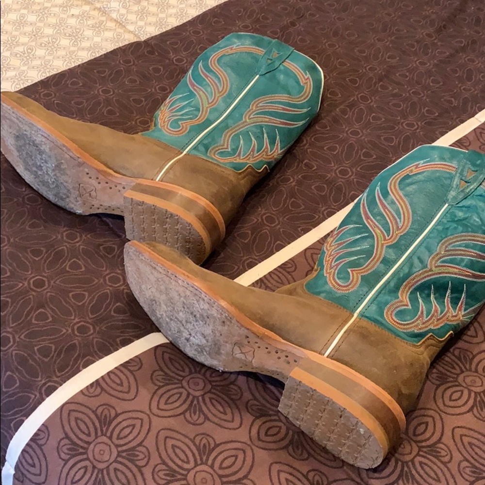 Cowboy Boots - Picture 4 of 4